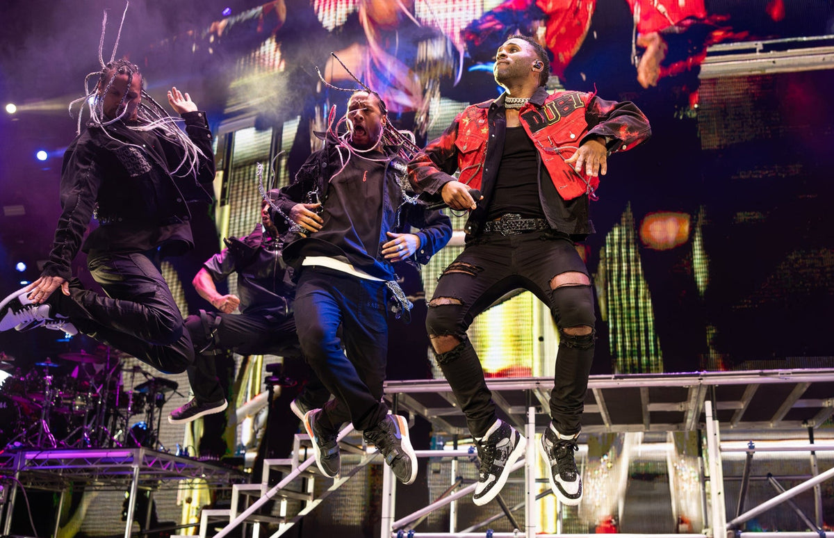 LES TWINS